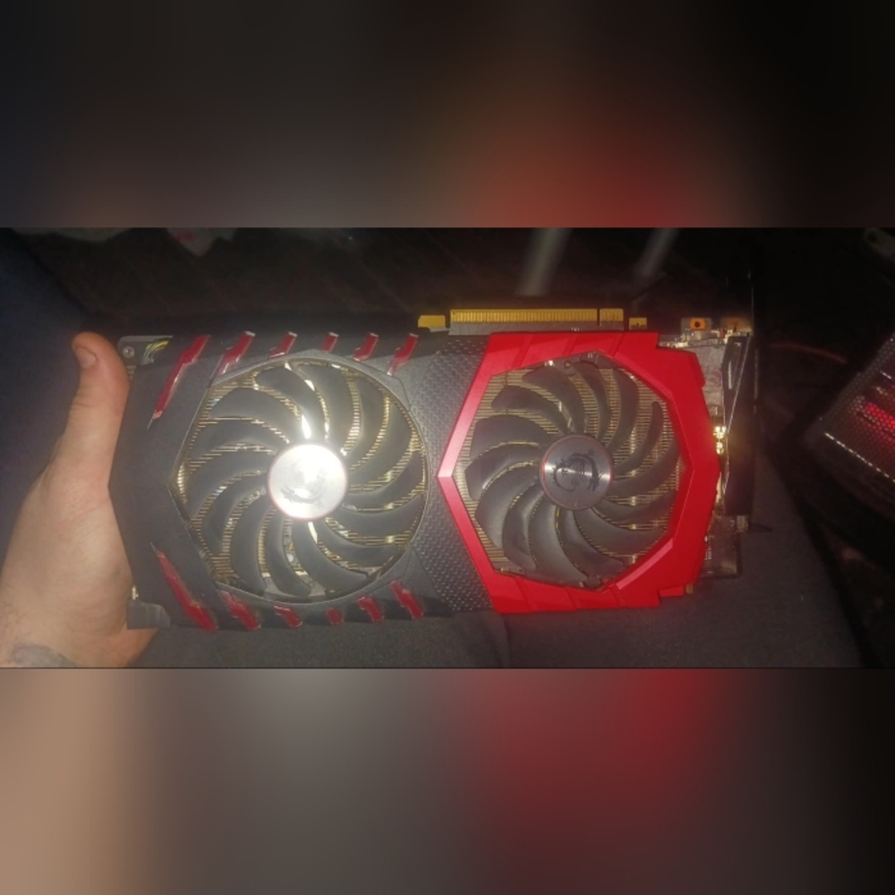 Dual comupter gaming fans